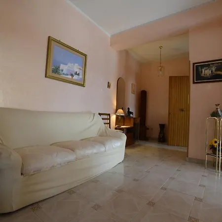 Apartment Grandmother Solarino